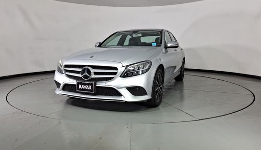 Mercedes Benz • Clase C