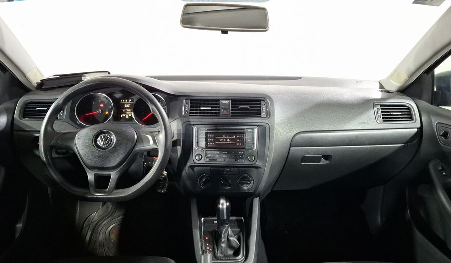 Volkswagen Jetta 2.0 TIPTRONIC Sedan 2015
