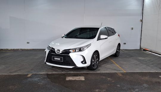 Toyota • Yaris