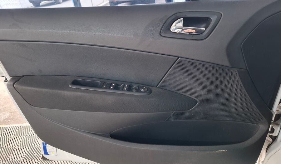 Peugeot 408 2.0 16V ALLURE Sedan 2014