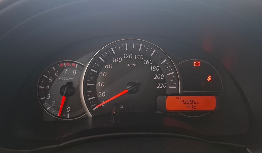 Nissan March 1.6 ADVANCE Hatchback 2018