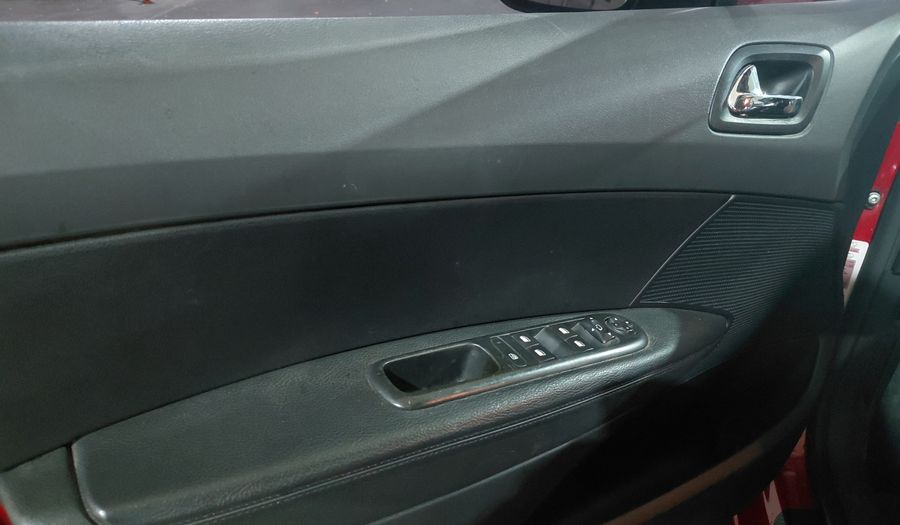 Peugeot 408 2.0 16V ALLURE+ Sedan 2013