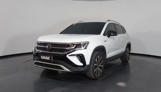 Volkswagen • Taos