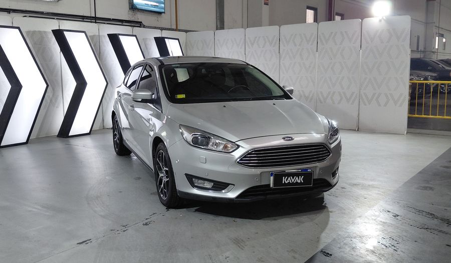 Ford Focus Iii 2.0 TITANIUM Hatchback 2016