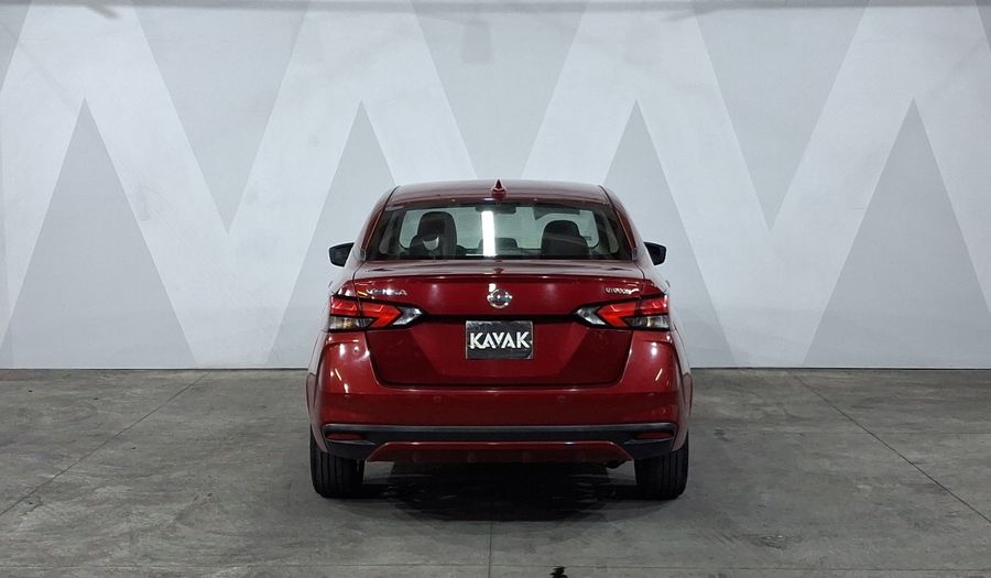 Nissan Versa 1.6 EXCLUSIVE CVT Sedan 2021