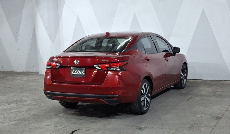 Nissan Versa 1.6 EXCLUSIVE CVT Sedan 2021