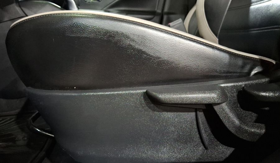 Nissan Versa 1.6 EXCLUSIVE CVT Sedan 2021