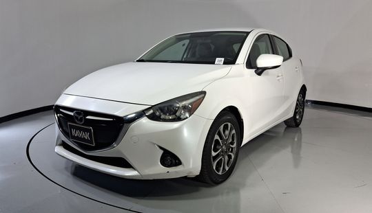 Mazda • Mazda 2
