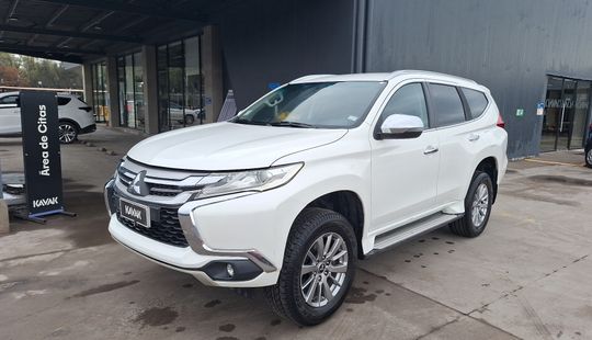 Mitsubishi • Montero Sport