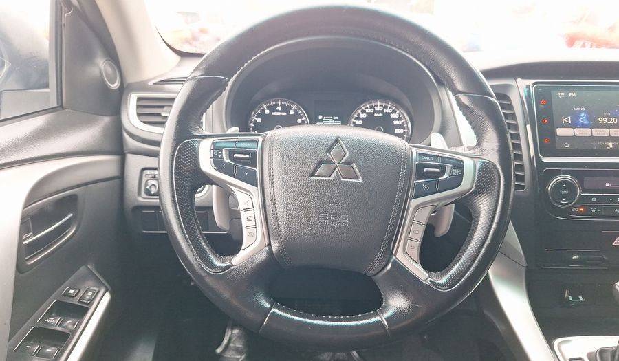 Mitsubishi Montero Sport 3.0 AUTO Suv 2017