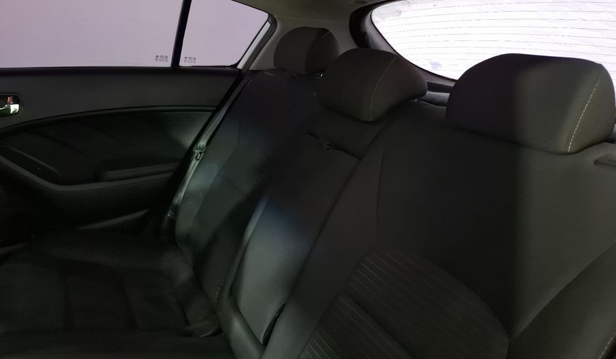Kia Forte 2.0 EX AT Hatchback 2017