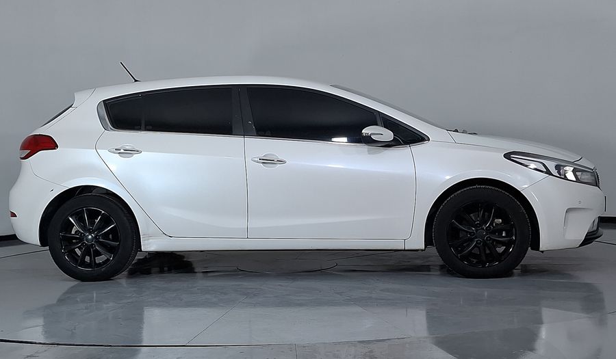 Kia Forte 2.0 EX AT Hatchback 2017
