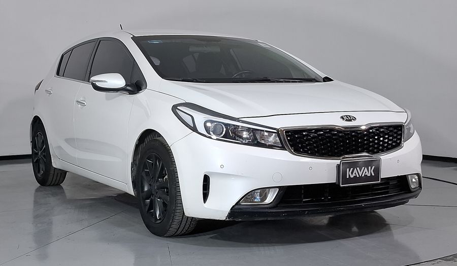Kia Forte 2.0 EX AT Hatchback 2017