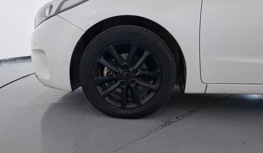 Kia Forte 2.0 EX AT Hatchback 2017