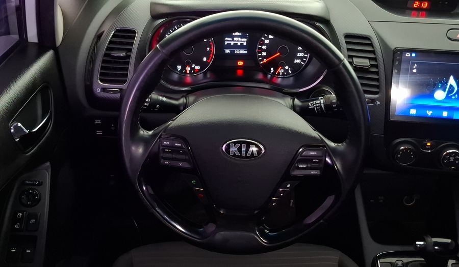 Kia Forte 2.0 EX AT Hatchback 2017