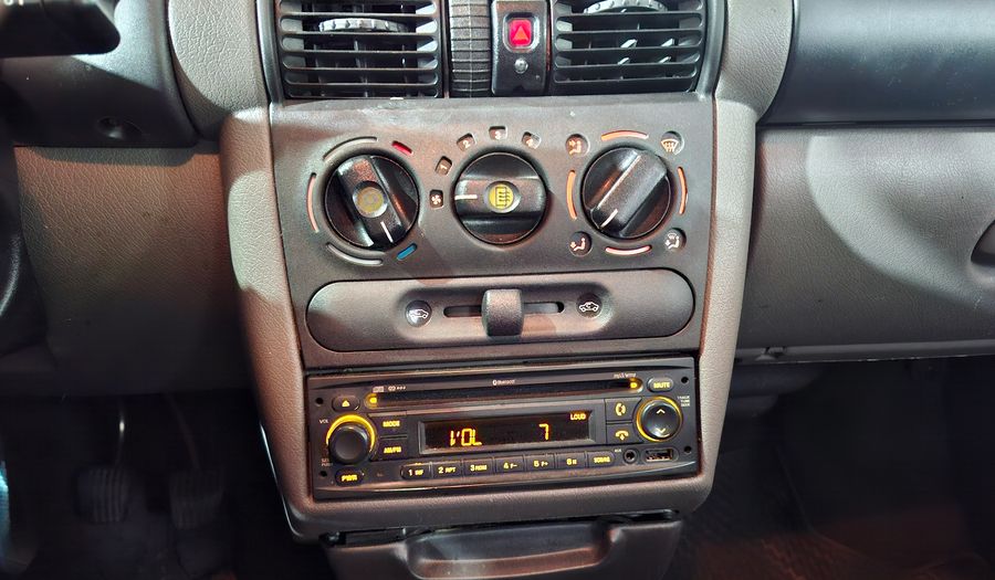 Chevrolet Classic 1.4 LT PACK Sedan 2014