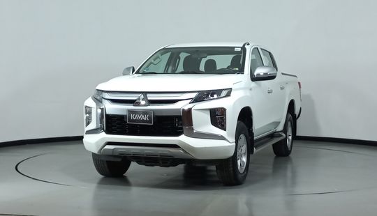 Mitsubishi • L200
