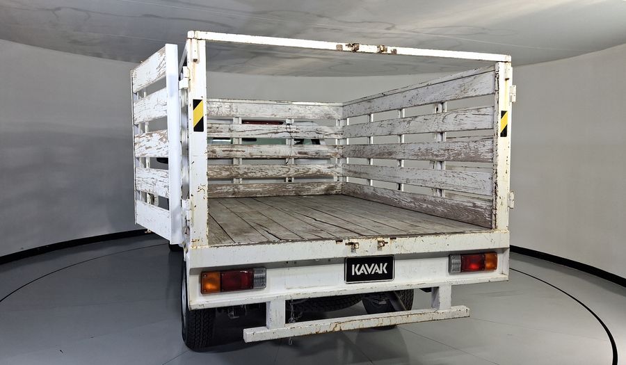Nissan Np300 2.5 NP300 CHASIS CABINA Pickup 2024