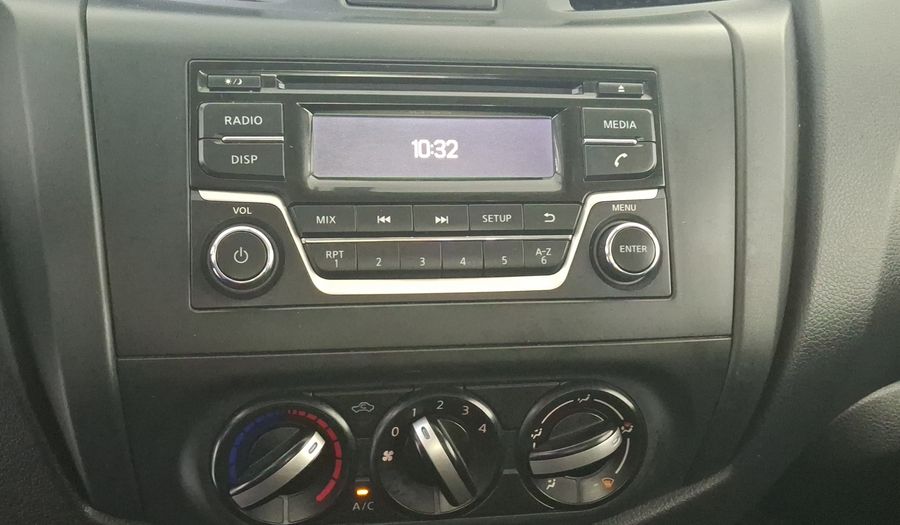 Nissan Np300 2.5 NP300 CHASIS CABINA Pickup 2024