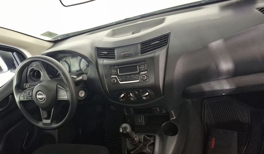 Nissan Np300 2.5 NP300 CHASIS CABINA Pickup 2024