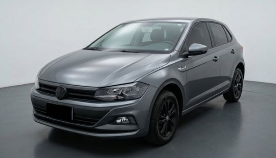 Volkswagen • Polo