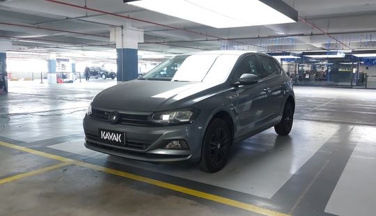 Volkswagen • Polo