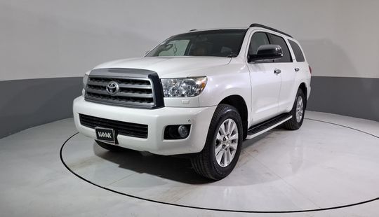 Toyota • Sequoia