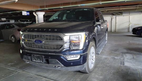 Ford • Lobo