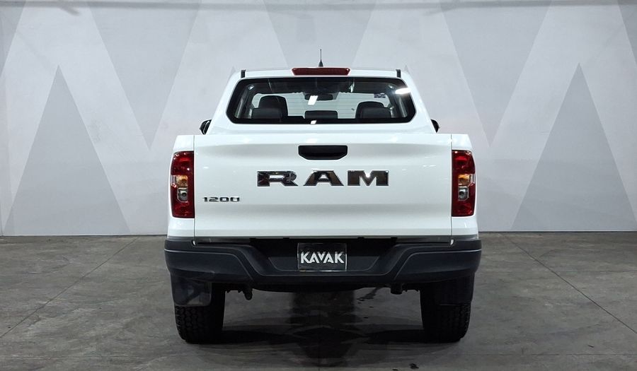 Ram 1200 2.0T TRADESMAN CREW CAB Pickup 2026