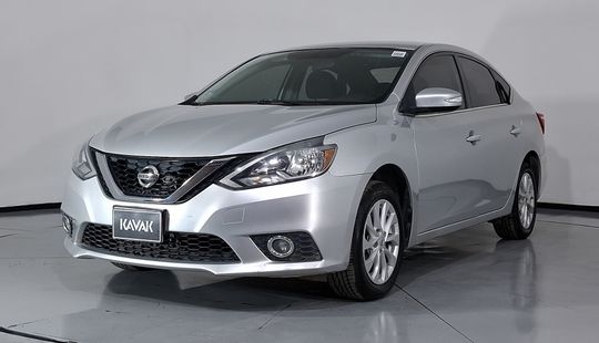 Nissan • Sentra