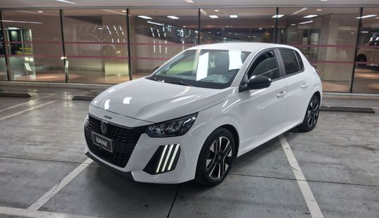 Peugeot • 208