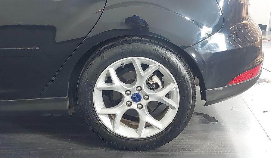 Ford Focus 2.0 SE AT Hatchback 2016