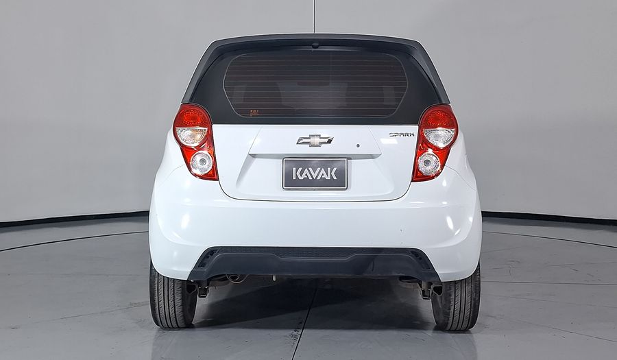 Chevrolet Spark 1.2 LT B MT Hatchback 2015