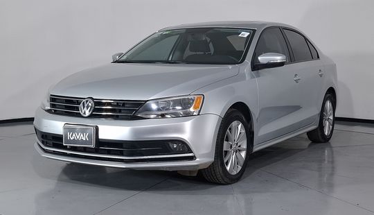 Volkswagen • Jetta