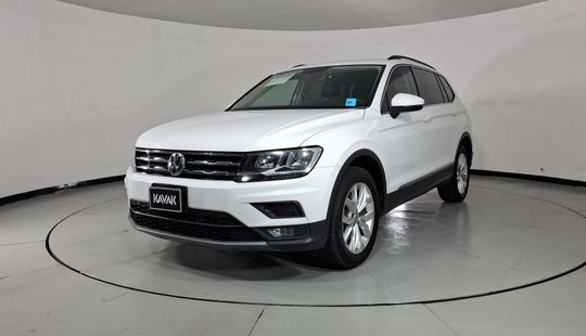 Volkswagen • Tiguan