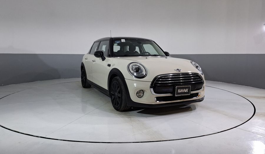 Mini Cooper 1.5 COOPER CHILI AT Hatchback 2017