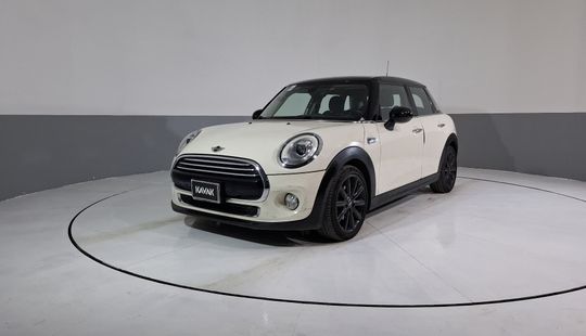 Mini • Cooper