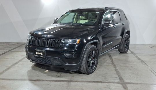 Jeep • Grand Cherokee