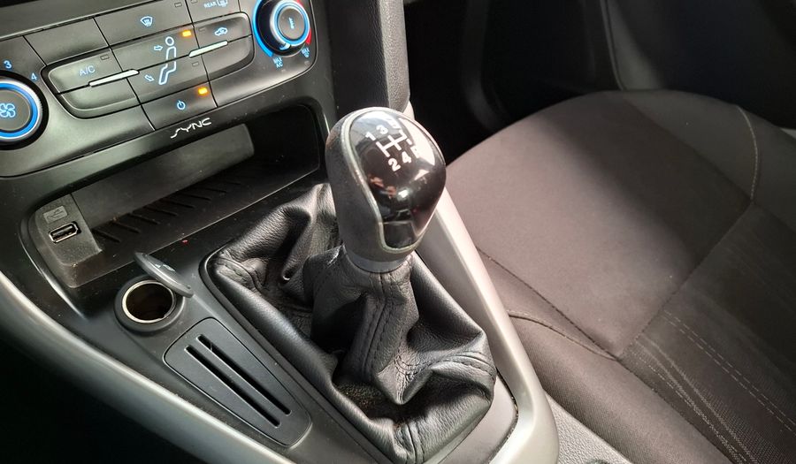 Ford Focus Iii 1.6 S Sedan 2016