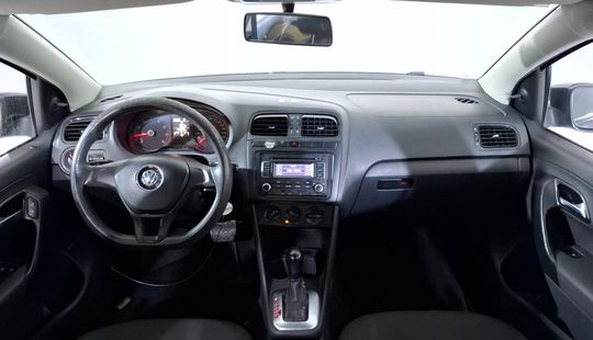Volkswagen • Vento