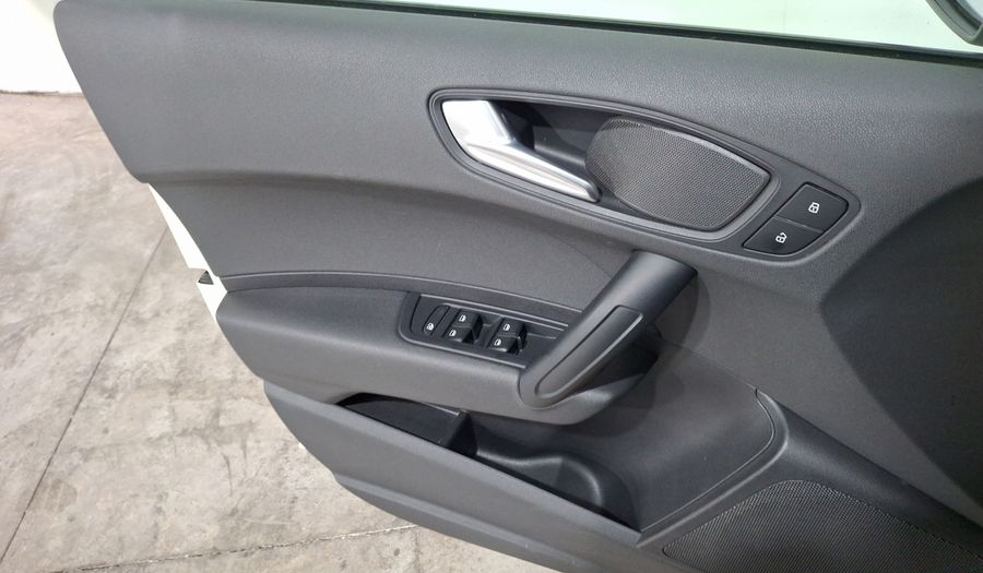 Audi A1 1.4 TFSI COOL S TRONIC Hatchback 2015