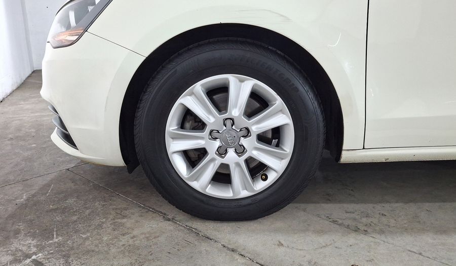 Audi A1 1.4 TFSI COOL S TRONIC Hatchback 2015