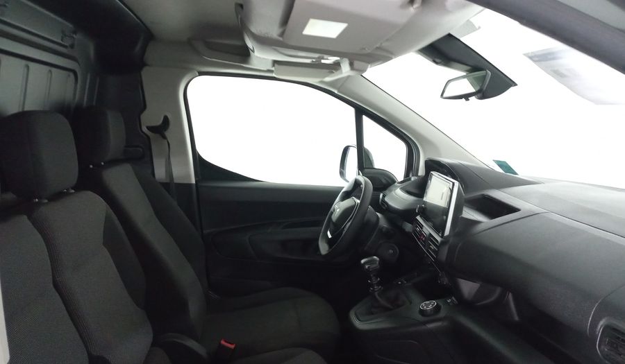 Peugeot Partner 1.2 PURETECH MAXI PACK Van 2024