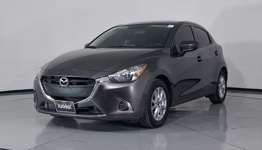 Mazda • Mazda 2