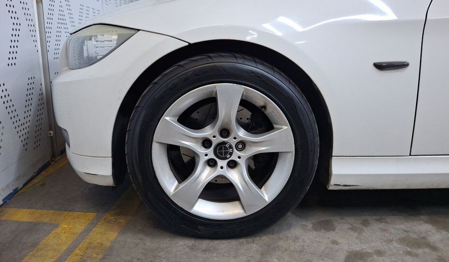 Bmw Serie 3 2.5 325IA EDITION EXCLUSIVE NAVI AT Sedan 2012