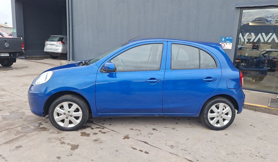 Nissan March 1.6 ADVANCE Hatchback 2013