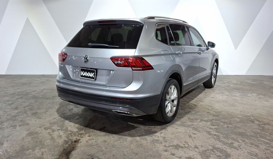 Volkswagen Tiguan 1.4 COMFORTLINE 3 FILA DCT Suv 2020