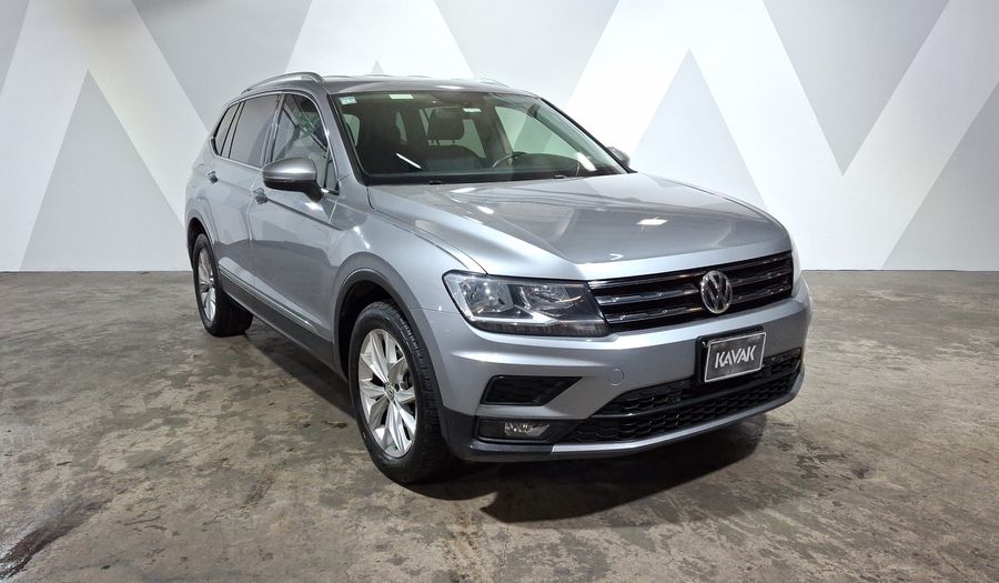 Volkswagen Tiguan 1.4 COMFORTLINE 3 FILA DCT Suv 2020