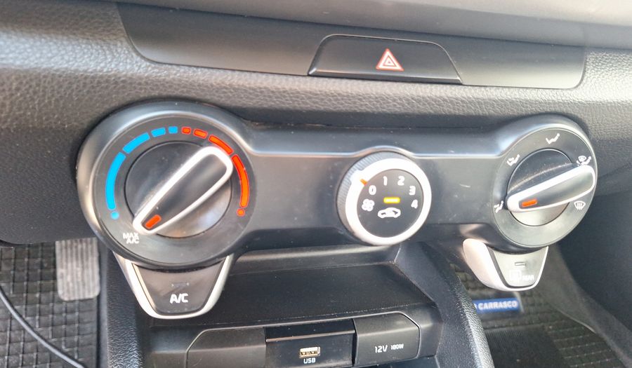 Kia Rio 4 1.4 LX AC Sedan 2022