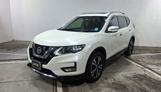 Nissan • X-Trail